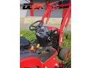 TYM T194 Branson kis traktor (140 cm tengelyszélességű kaszával) homlokrakodóval