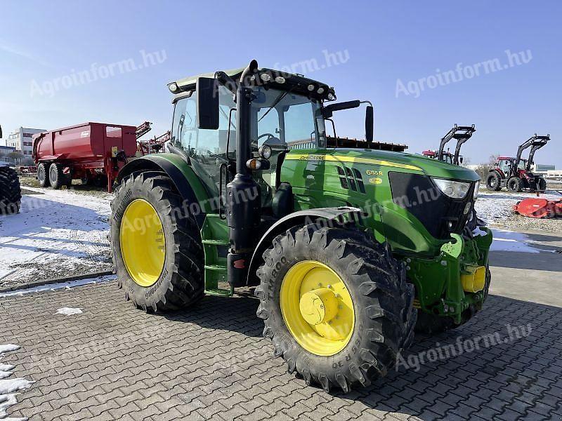 John Deere 6155 R traktor