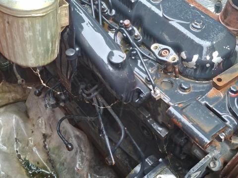 New Holland 110-90 alkatrész New Holland 110-90 alkatrész