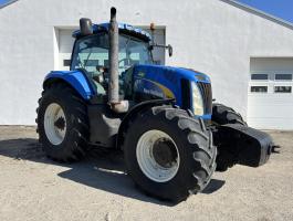 Traktor New Holland T8030