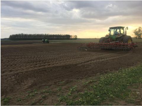 Mezőgazdasági gépkezelőt keresünk Jászfényszarun Mezőgazdasági gépkezelőt keresünk Jászfényszarun