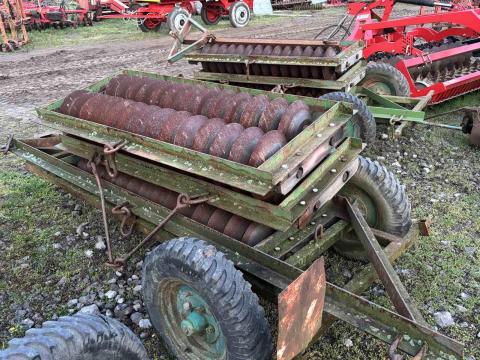 Gyűrűshenger szállítókocsival Gyűrűshenger szállítókocsival