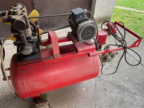 Ipari kompresszor tartozékokkal eladó Ipari kompresszor tartozékokkal eladó