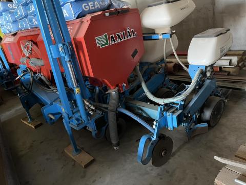 Eladó használt szemenkénti vetőgép