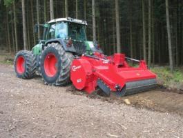 AHWI Prinoth RF 1000–2000 Rekultiváló
