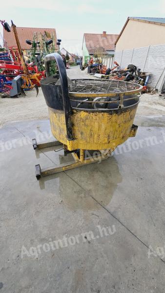 Mammut TN 125 betonkeverő