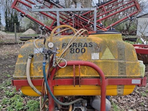 Forrás 800 Permetező Forrás 800 Permetező