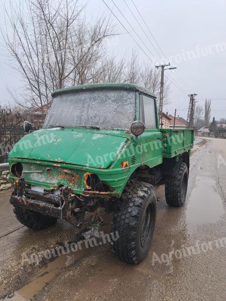 Unimog eladó három pont felfuggesztéssel