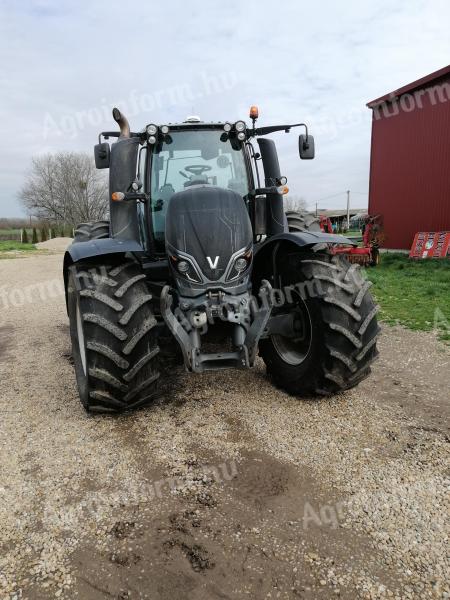 Valtra T234 Versu eladó, kiváló állapotban, 2016-os, 3700 üzemórával