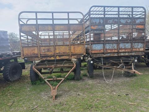 Állat szállitó pótkocsi