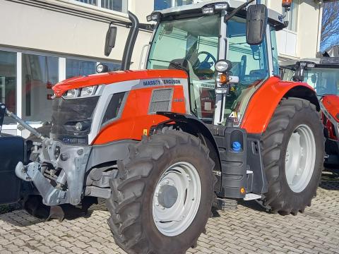 Massey Ferguson 6S.135 Dyna-6 traktor (új) Massey Ferguson 6S.135 Dyna-6 traktor (új)