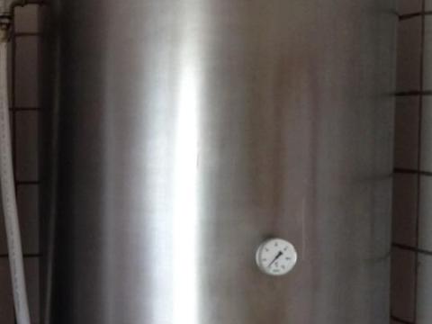 18 KW-os 200 literes inox gyümölcslé pasztörizáló eladó 18 KW-os 200 literes inox gyümölcslé pasztörizáló eladó