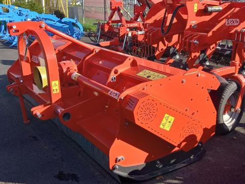 VIGOLO TST MAX 300 magasépítésű szárzúzó-mulcsozó VIGOLO TST MAX 300 magasépítésű szárzúzó-mulcsozó