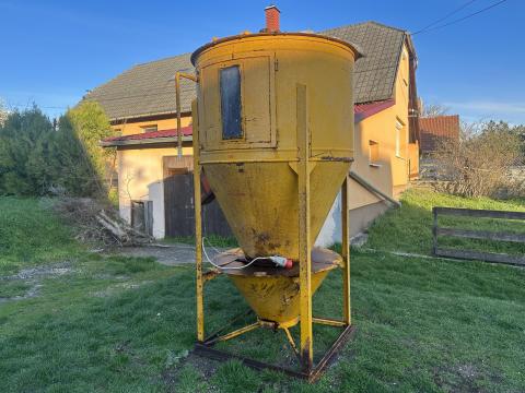 PEROMAT takarmánykeverő PEROMAT takarmánykeverő