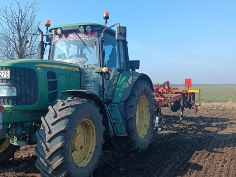 Talajmunka, vetés, aratás – mezőgazdasági szolgáltatások Tápiószőlős és környékén Talajmunka, vetés, aratás – mezőgazdasági szolgáltatások Tápiószőlős és környékén