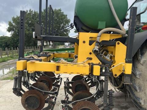 Busa Folyékony műtrágya injektáló Busa Folyékony műtrágya injektáló