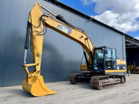 Caterpillar 323D L / 2011 / 8 482 üzemóra / Lízing 20%-tól Caterpillar 323D L / 2011 / 8 482 üzemóra / Lízing 20%-tól
