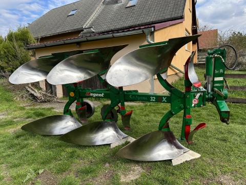 REGENT Saturn 32 CX váltvaforgató eke REGENT Saturn 32 CX váltvaforgató eke