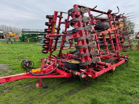 VADERSTAD NZ Agressive 600 magágykészítő