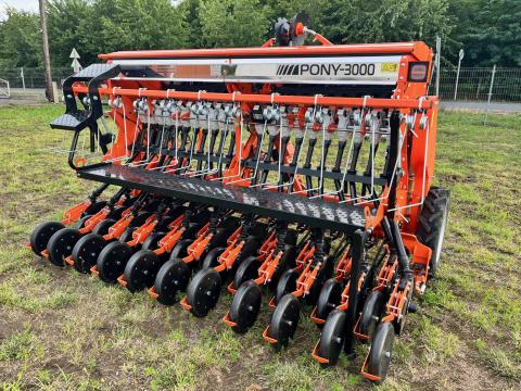 Favorit SZF-3000 pony mechanikus gabonavetőgép akció készletről Favorit SZF-3000 pony mechanikus gabonavetőgép akció készletről