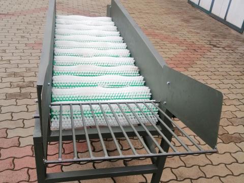 Kefés burgonya tisztitó Kefés burgonya tisztitó