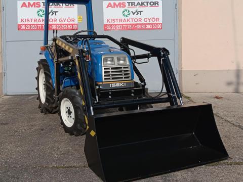 Iseki TF17 / SIAL17 háromhengeres,  17 lóerős,  4x4 hajtású kistraktor homlokrakodóval Iseki TF17 / SIAL17 háromhengeres,  17 lóerős,  4x4 hajtású kistraktor homlokrakodóval