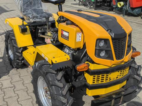 Mini traktor 12 LE Mini traktor 12 LE