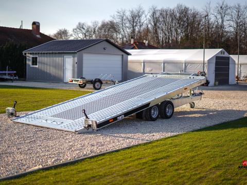 Új Prémium GT480 autószállító 3.090.000 Ft helyett most 2.590.000 Ft Új Prémium GT480 autószállító 3.090.000 Ft helyett most 2.590.000 Ft