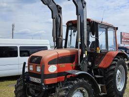 MTZ 1025.3 Blackbull JX 80 rakodóval