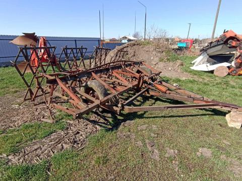 Vontatott 4,00 méteres szántóföldi kultivátor