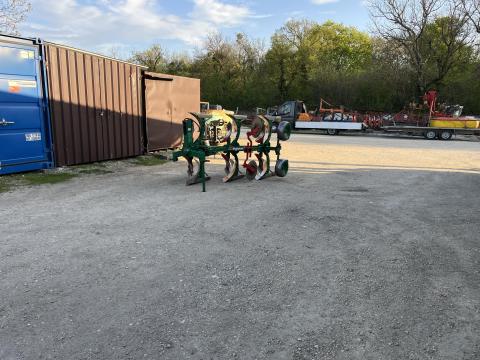 Regent Saturn 3 fejes v.f. eke