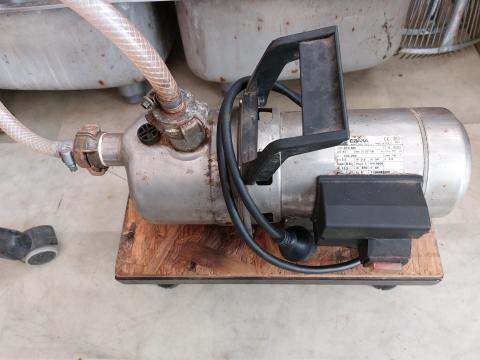 Nemesacél szivattyú JES M8 típusú Nemesacél szivattyú JES M8 típusú