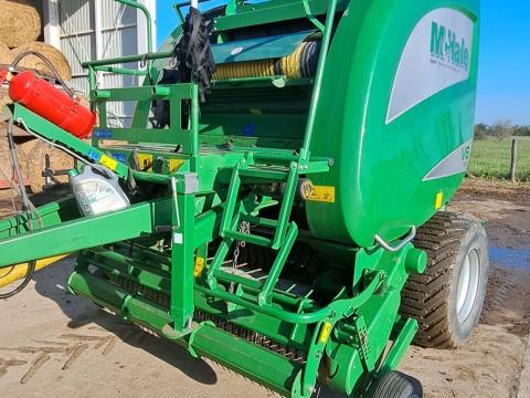 McHale V6750 eladó bálázó kiváló állapotban, családi gazdaságból