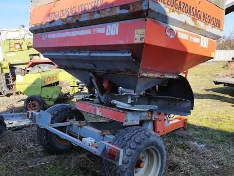 Trágyaszóró eladó Trágyaszóró eladó