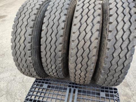 Használt 325/95 R24 12.00 R24 Michelin X Works 325 95 R24 1200R24 Használt 325/95 R24 12.00 R24 Michelin X Works 325 95 R24 1200R24
