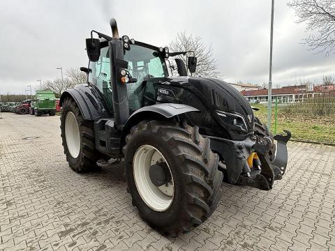 Valtra T 194 Active traktor