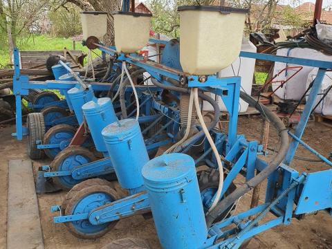 Spc6 vetőgép mikrogranulátum szóróval, vetésellenőrzővel Spc6 vetőgép mikrogranulátum szóróval, vetésellenőrzővel