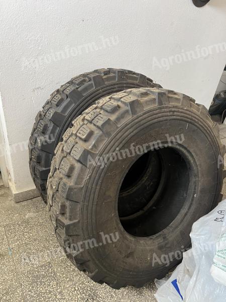 14,5 R20 semperit pótkocsi gumi