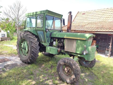 John Deere 4320 traktor eladó – Ritka mezőgazdasági gép, jó állapotú gumiabroncsokkal John Deere 4320 traktor eladó – Ritka mezőgazdasági gép, jó állapotú gumiabroncsokkal