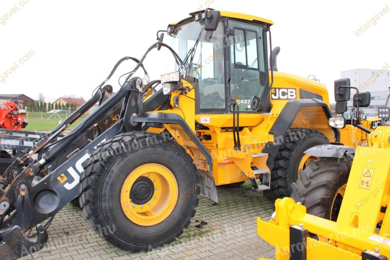 JCB homlokrakodó