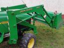John Deere kistraktor homlokrakodó
