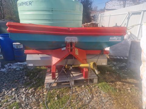 Műtrágyaszóró Műtrágyaszóró