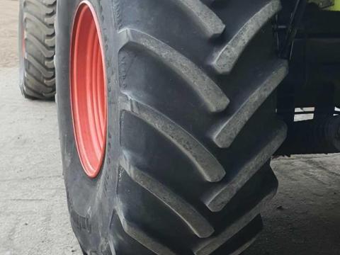 continental 680 85 r32 kombájn gumi