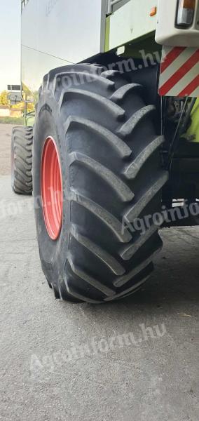 continental 680 85 r32 kombájn gumi