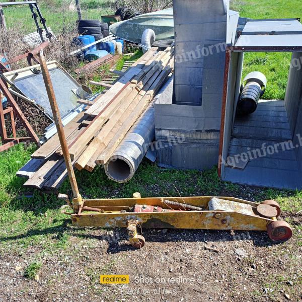 Orosz krokodil emelő,  kamionokhoz,  extra hosszú,  20 tonna