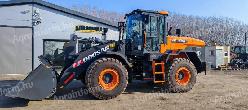 Doosan DL220-7 új állapotú homlokrakodó KAVOSZ 3, 5%-os lízingre is eladó!