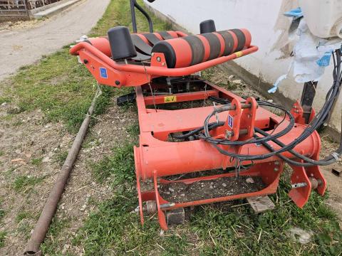 Eladó egy Kuhn RW 1110 bálacsomagoló Haszonállat csere is érdekel. Eladó egy Kuhn RW 1110 bálacsomagoló Haszonállat csere is érdekel.