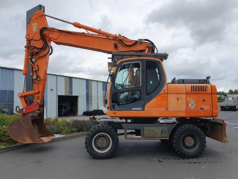 Doosan DX190W / 2008 / 12 349 üzemóra / Lízing 20%-tól