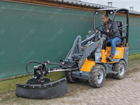 Giant Gumikerekes,  kompakt rakodógép 20-25 Le / Giant G1100-G1200 Giant Gumikerekes,  kompakt rakodógép 20-25 Le / Giant G1100-G1200