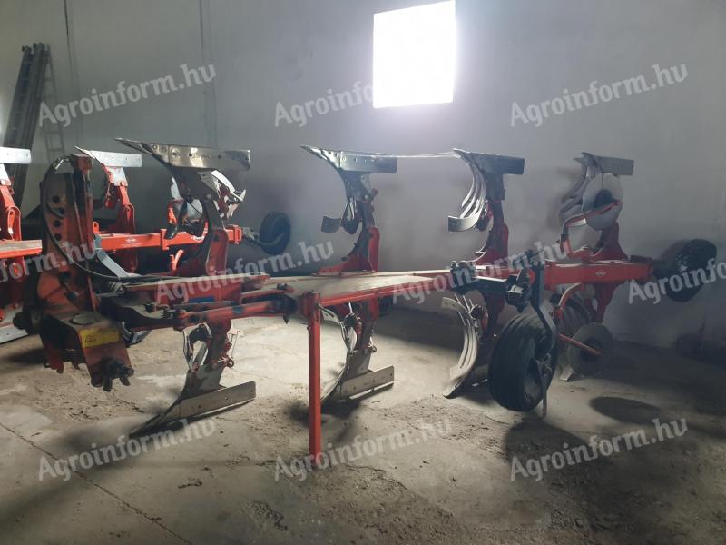 Eladó Kuhn Multi Master 121 4T váltva forgató eke